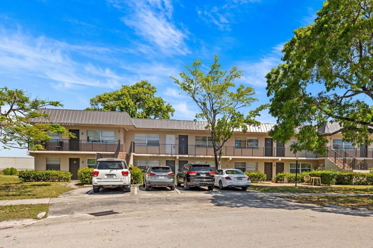 304 NW 30th Ct , Unit 102, Pompano Beach, FL 33064 Photo