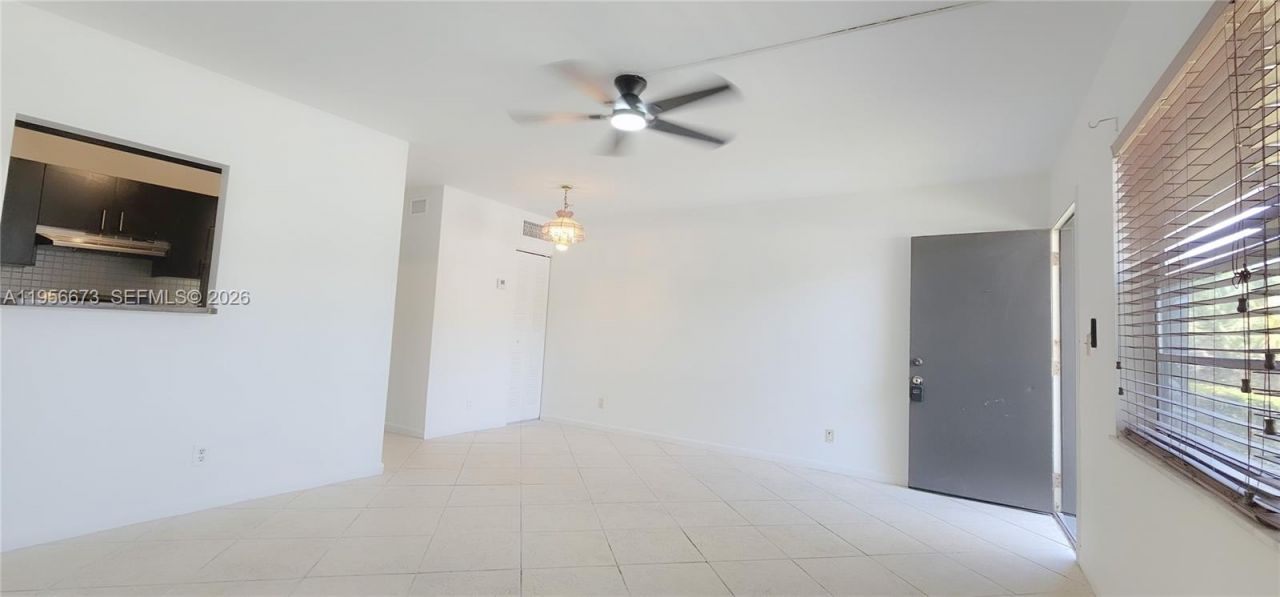 304 NW 30th Ct , Unit 102, Pompano Beach, FL 33064 Photo