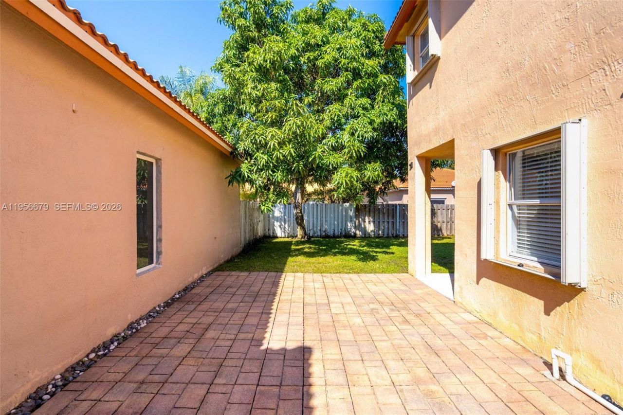 19249 NW 13th St, Pembroke Pines, FL 33029 Photo