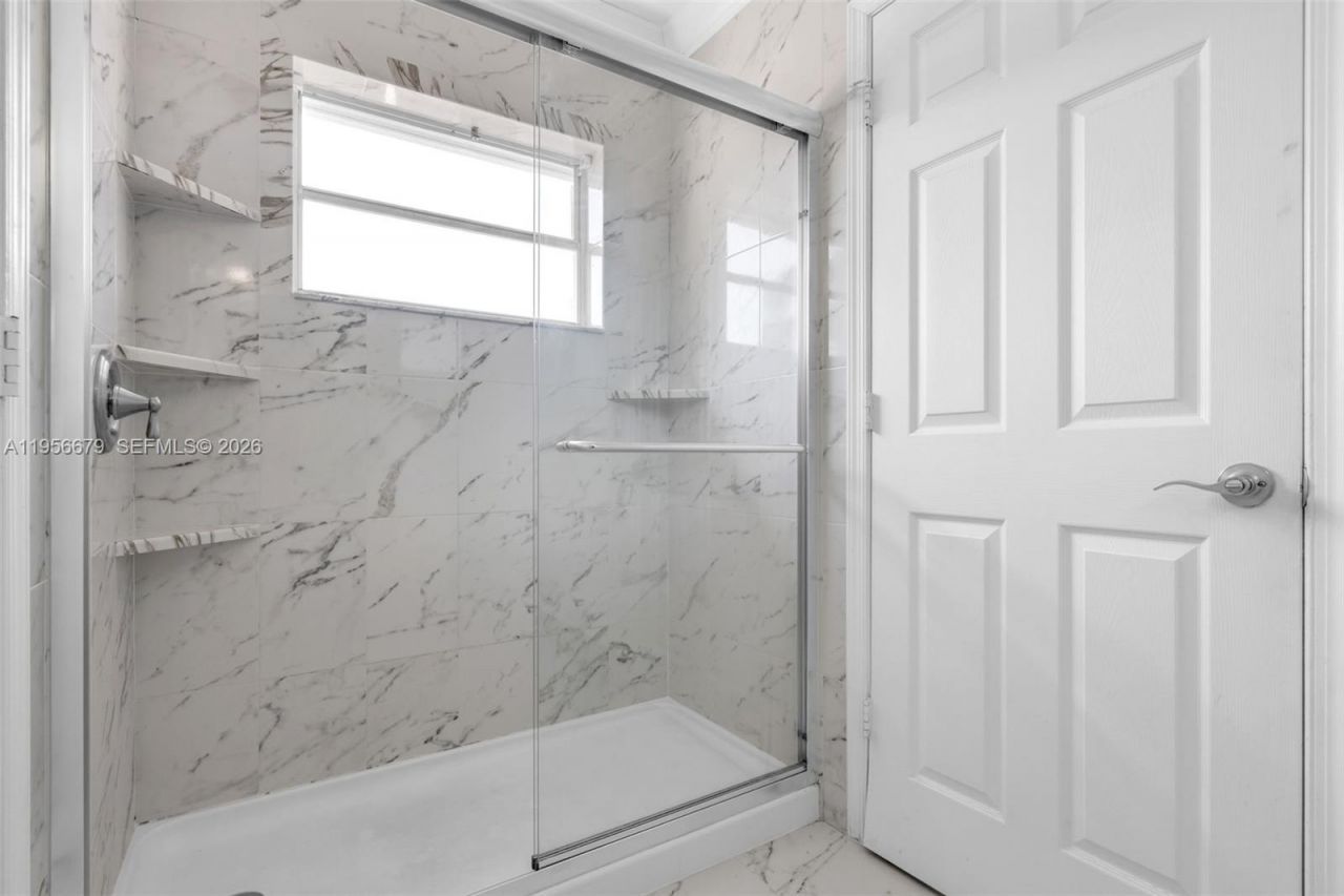 19249 NW 13th St, Pembroke Pines, FL 33029 Photo