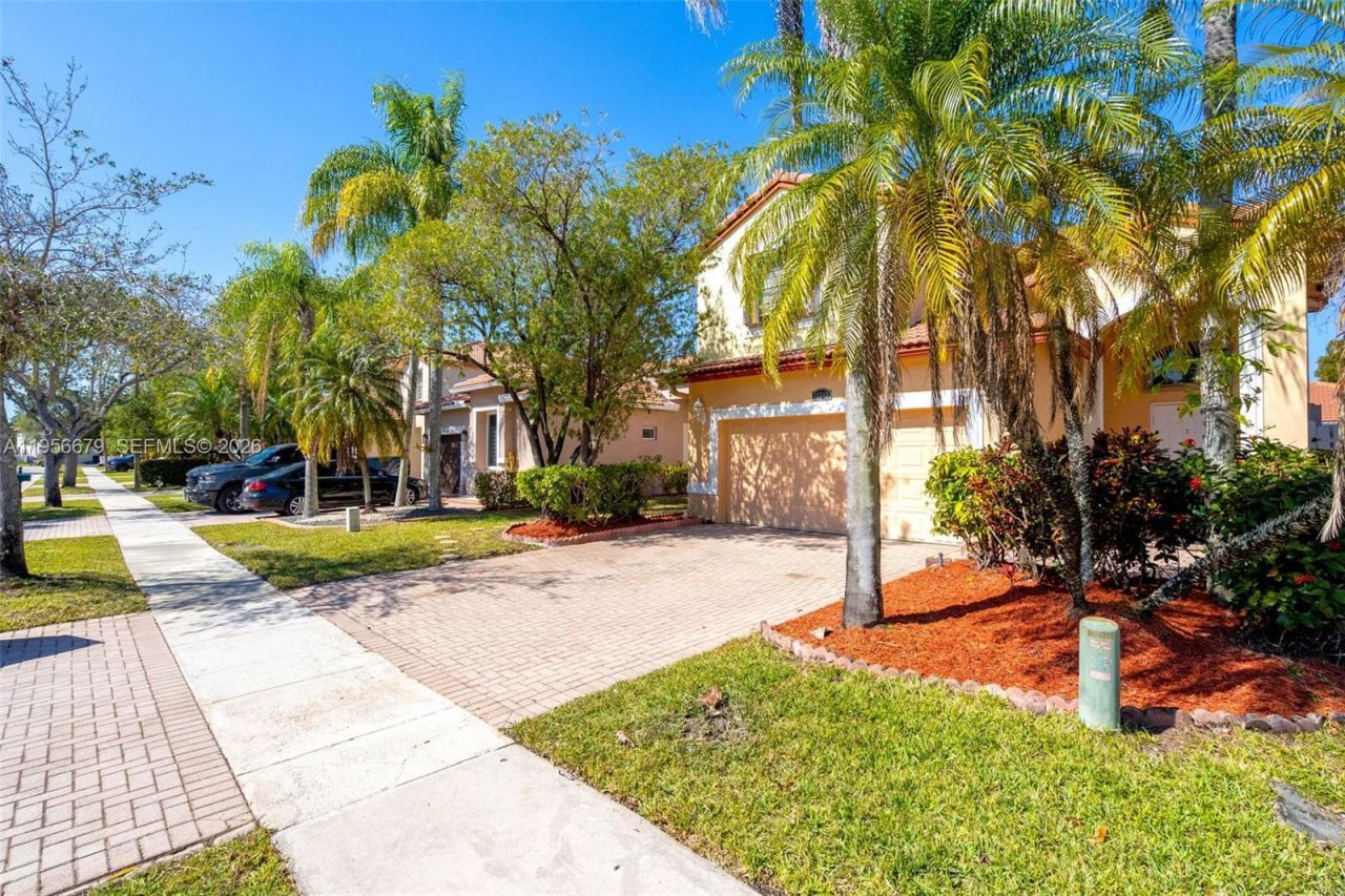 19249 NW 13th St, Pembroke Pines, FL 33029 Photo