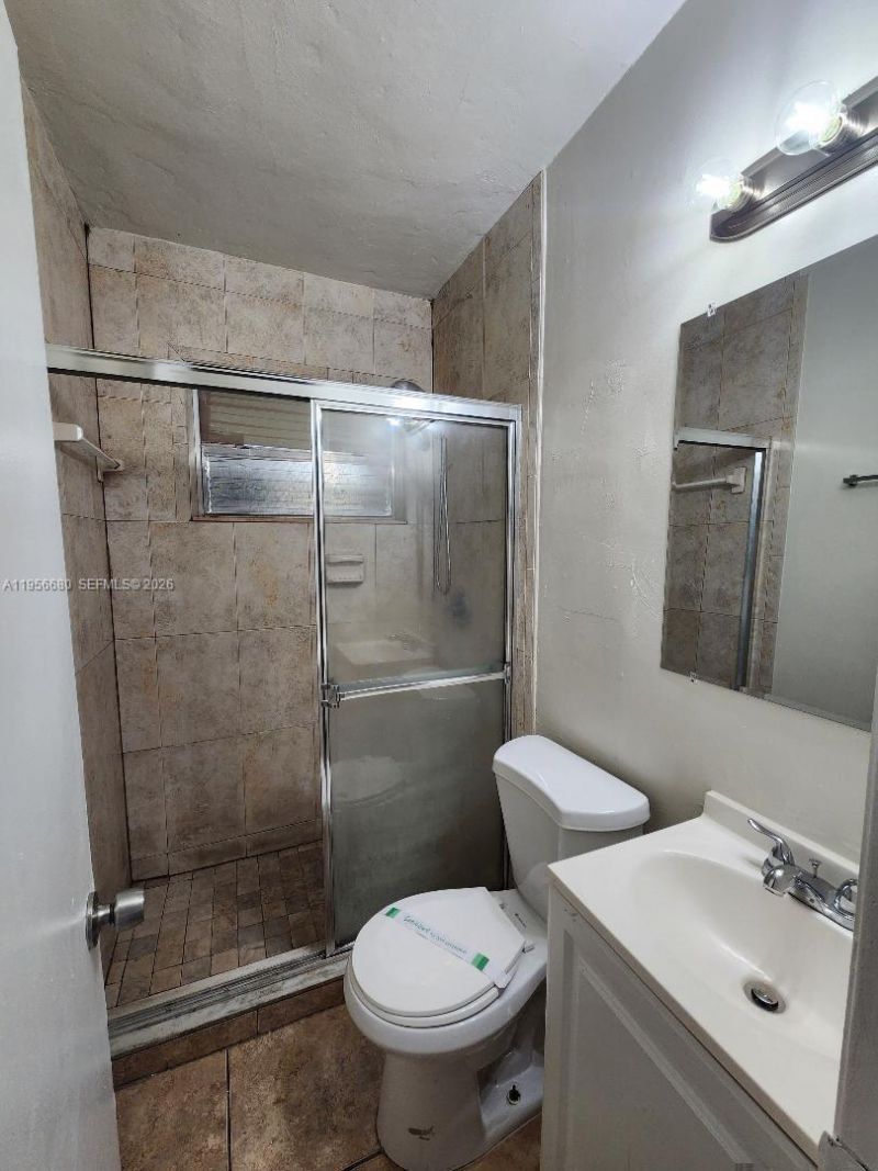 2425 NW 8th Pl, Fort Lauderdale, FL 33311 Photo