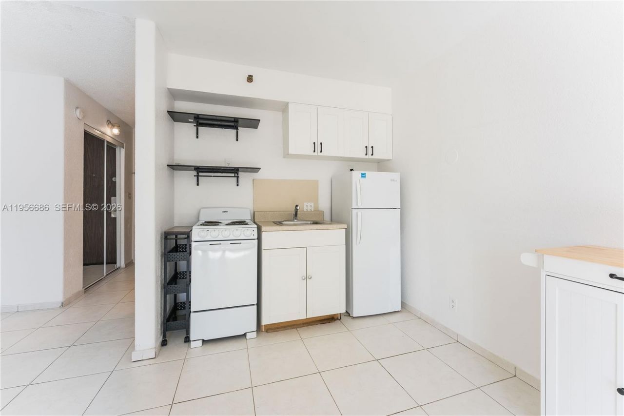 16450 NW 2nd Ave , Unit 103, Miami, FL 33169 Photo