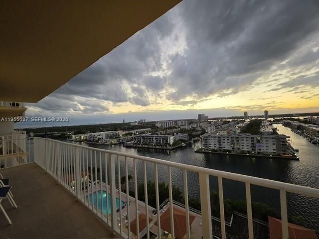 290 174th St, Unit 1503, Sunny Isles Beach, FL 33160 Photo