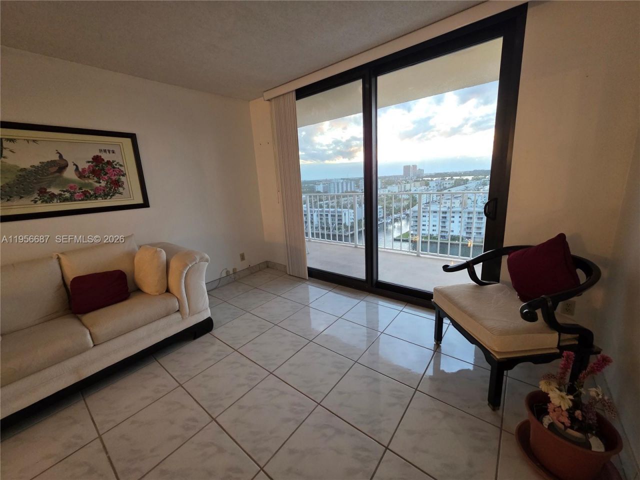 290 174th St, Unit 1503, Sunny Isles Beach, FL 33160 Photo