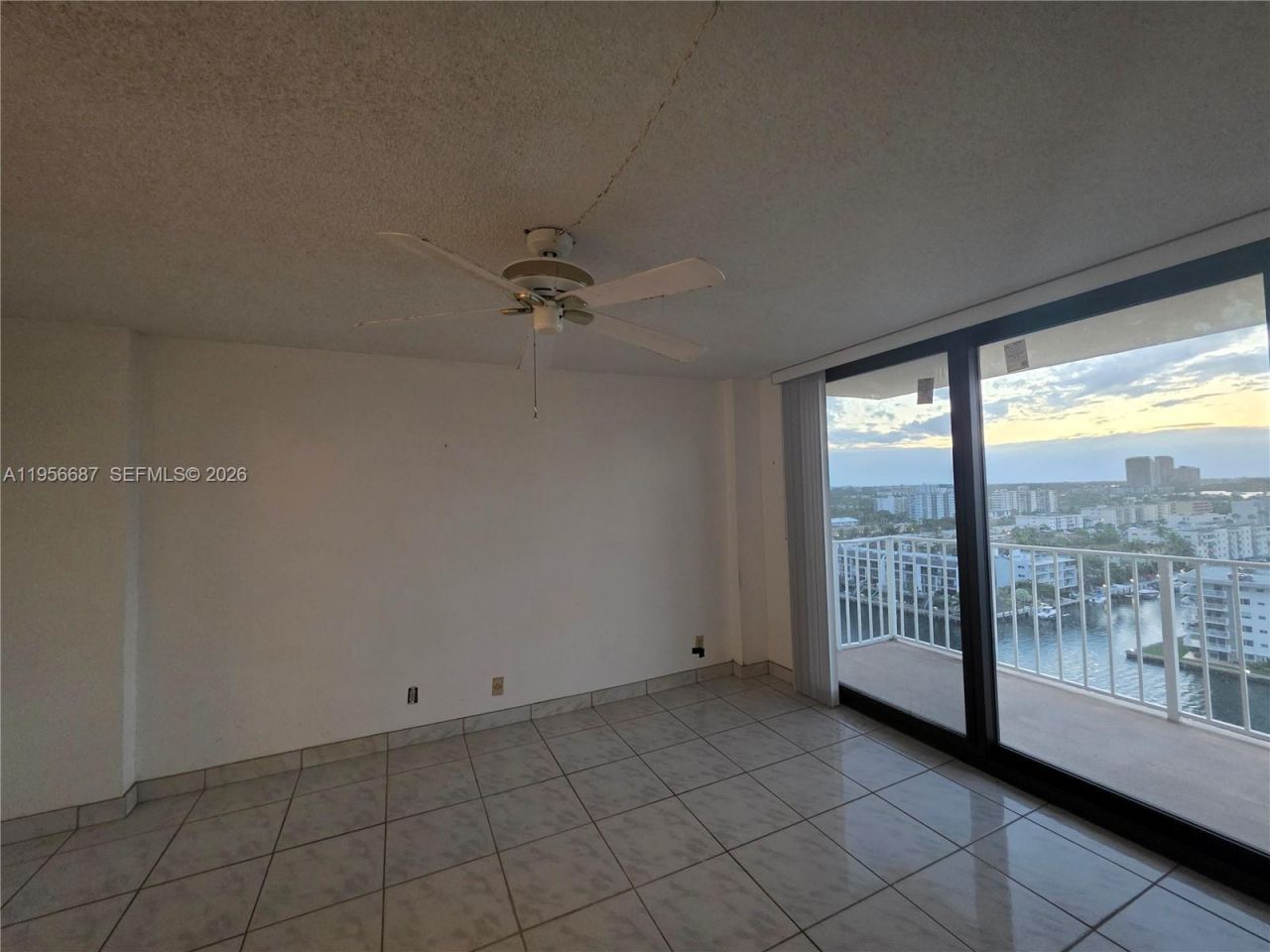290 174th St, Unit 1503, Sunny Isles Beach, FL 33160 Photo
