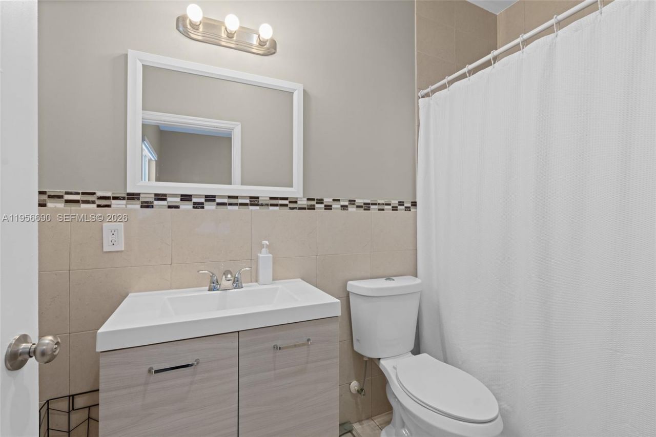 12045 NW 20th Ave, Miami, FL 33167 Photo