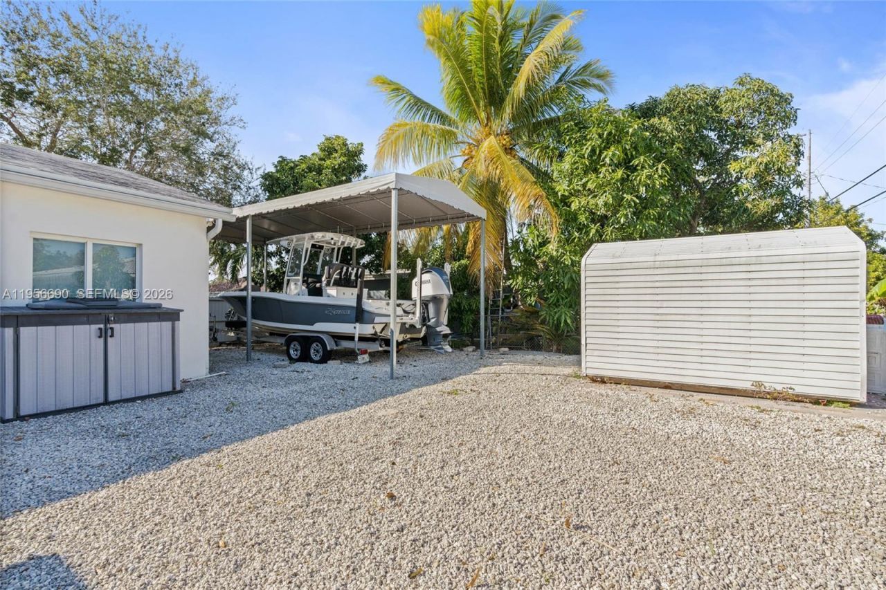 12045 NW 20th Ave, Miami, FL 33167 Photo