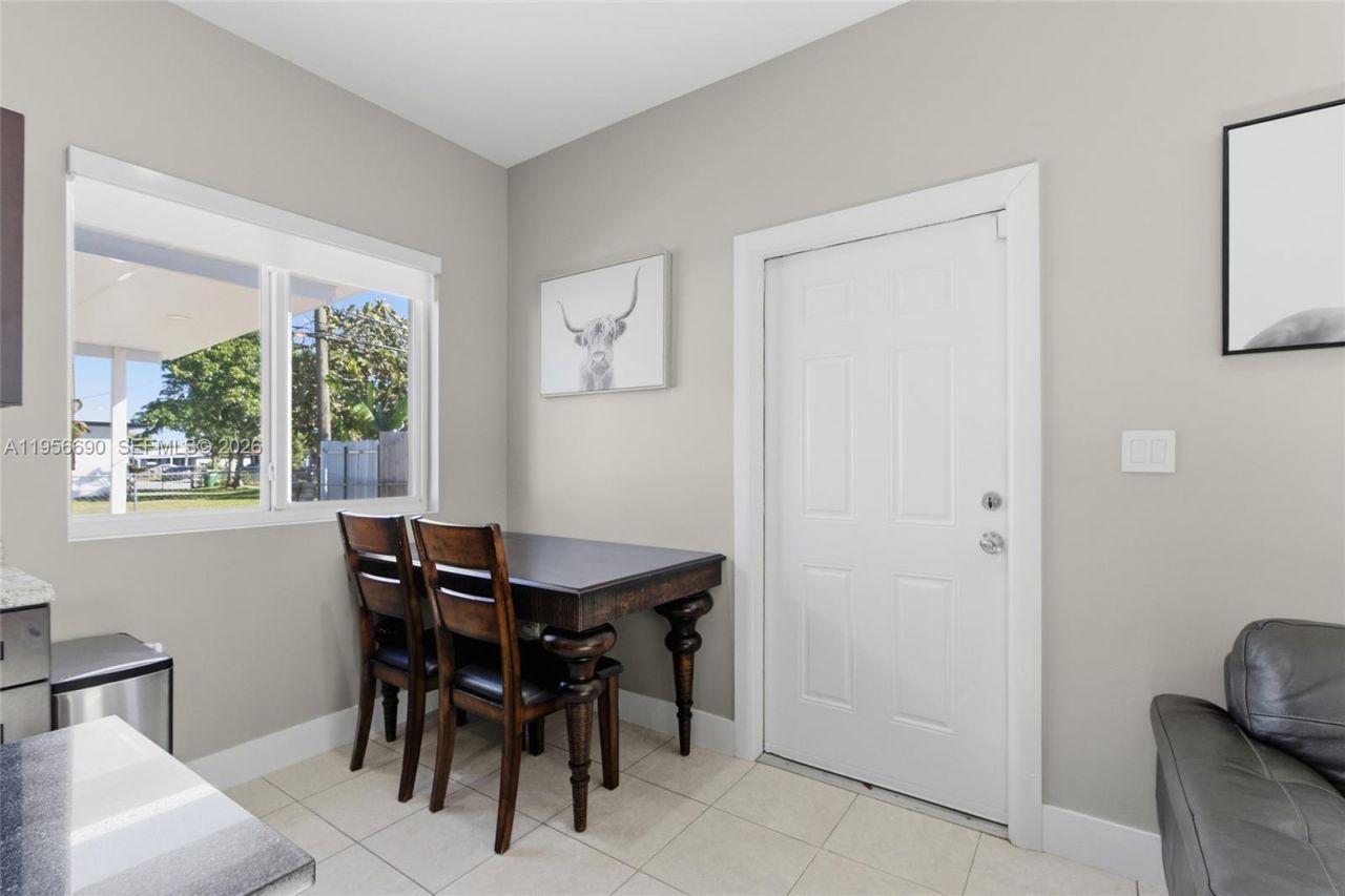 12045 NW 20th Ave, Miami, FL 33167 Photo