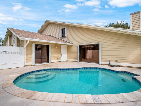 804 Summerwinds Ln, Jupiter, FL 33458