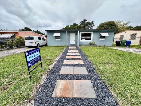 1306 NW 11th Pl, Fort Lauderdale, FL 33311