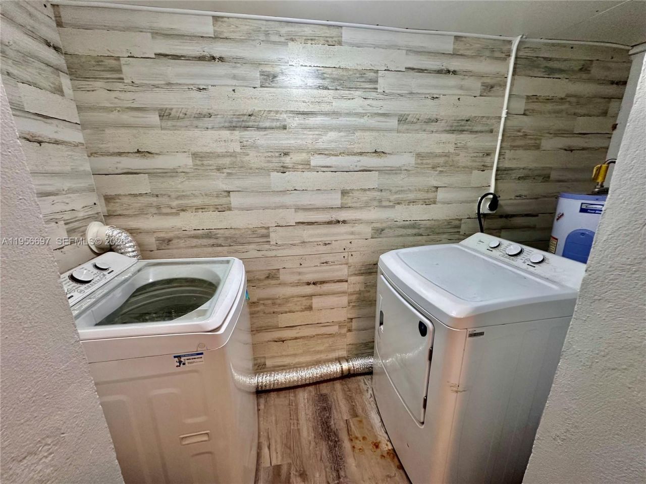 1306 NW 11th Pl, Fort Lauderdale, FL 33311 Photo