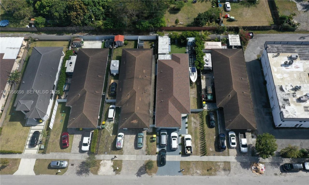 885 NE 3rd Ave, Homestead, FL 33030 Photo