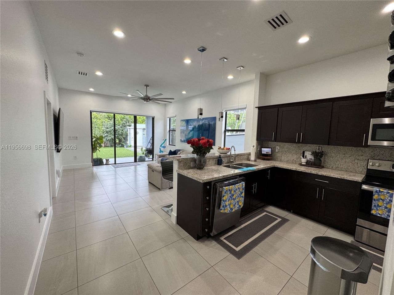 885 NE 3rd Ave, Homestead, FL 33030 Photo