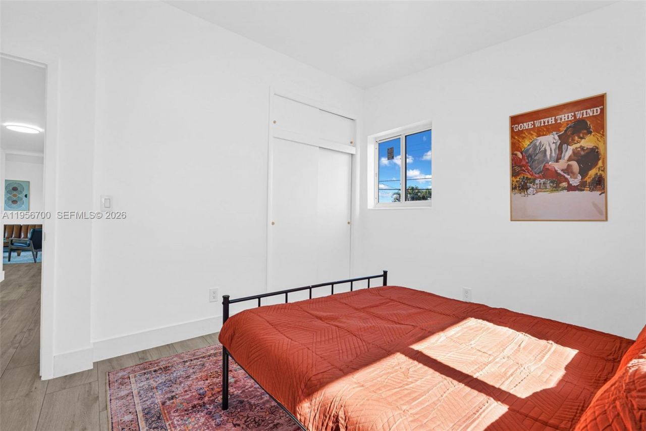 5730 SW 54th Ter, Davie, FL 33314 Photo