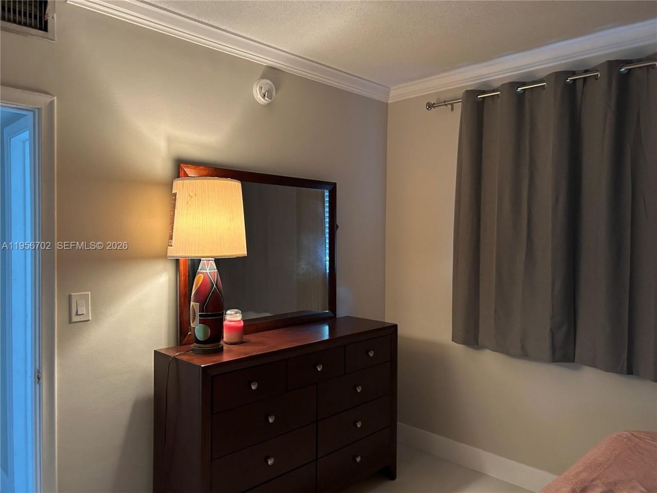 270 NE 191st St, Unit 101, Miami, FL 33179 Photo