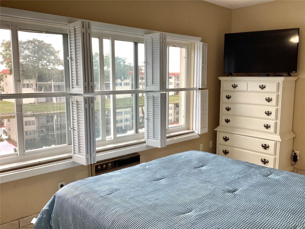 361 S Hollybrook Dr , Unit 305, Pembroke Pines, FL 33025 Photo