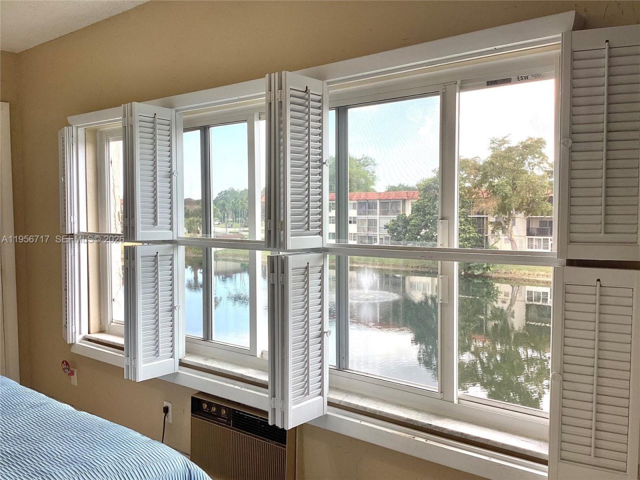 361 S Hollybrook Dr , Unit 305, Pembroke Pines, FL 33025 Photo