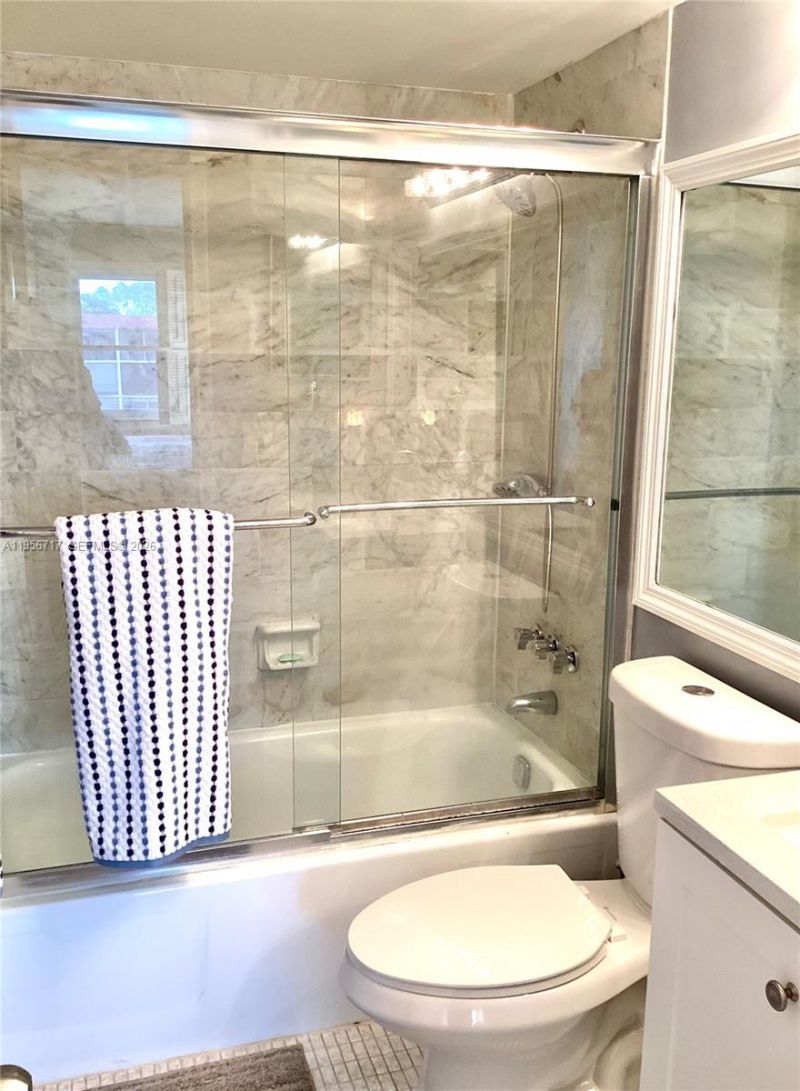 361 S Hollybrook Dr , Unit 305, Pembroke Pines, FL 33025 Photo