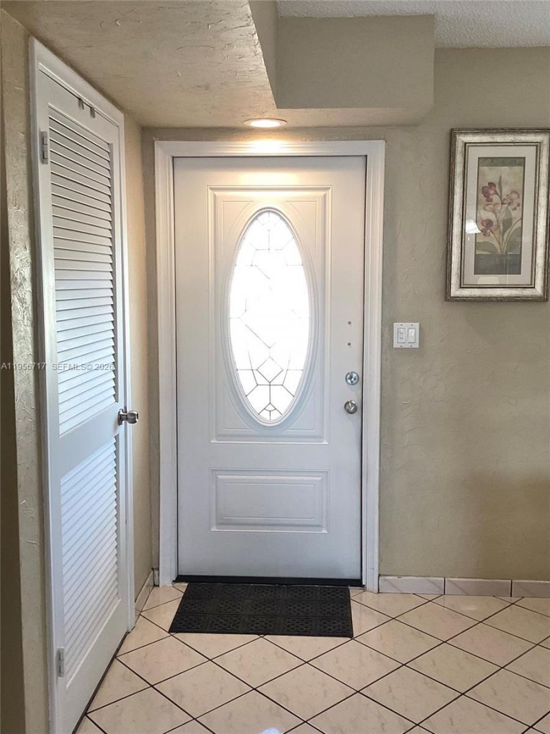 361 S Hollybrook Dr , Unit 305, Pembroke Pines, FL 33025 Photo