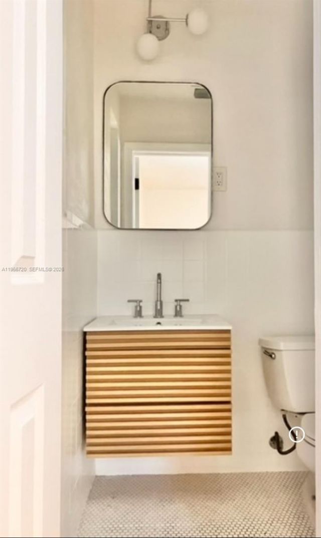 2538 SW 11th St, Unit 2, Miami, FL 33135 Photo