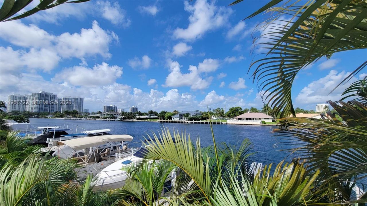 1965 S Ocean Dr, Unit ME, Hallandale Beach, FL 33009 Photo