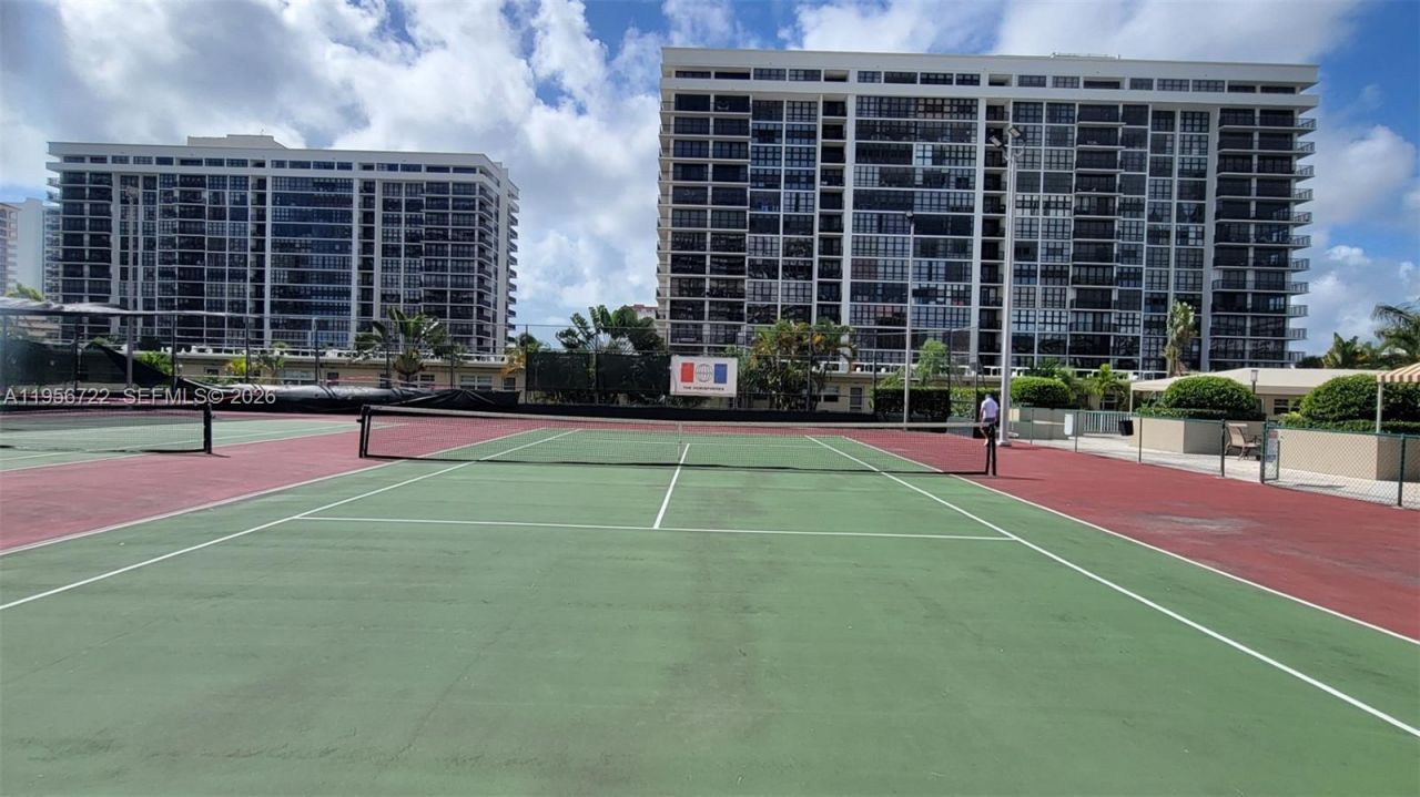 1965 S Ocean Dr, Unit ME, Hallandale Beach, FL 33009 Photo