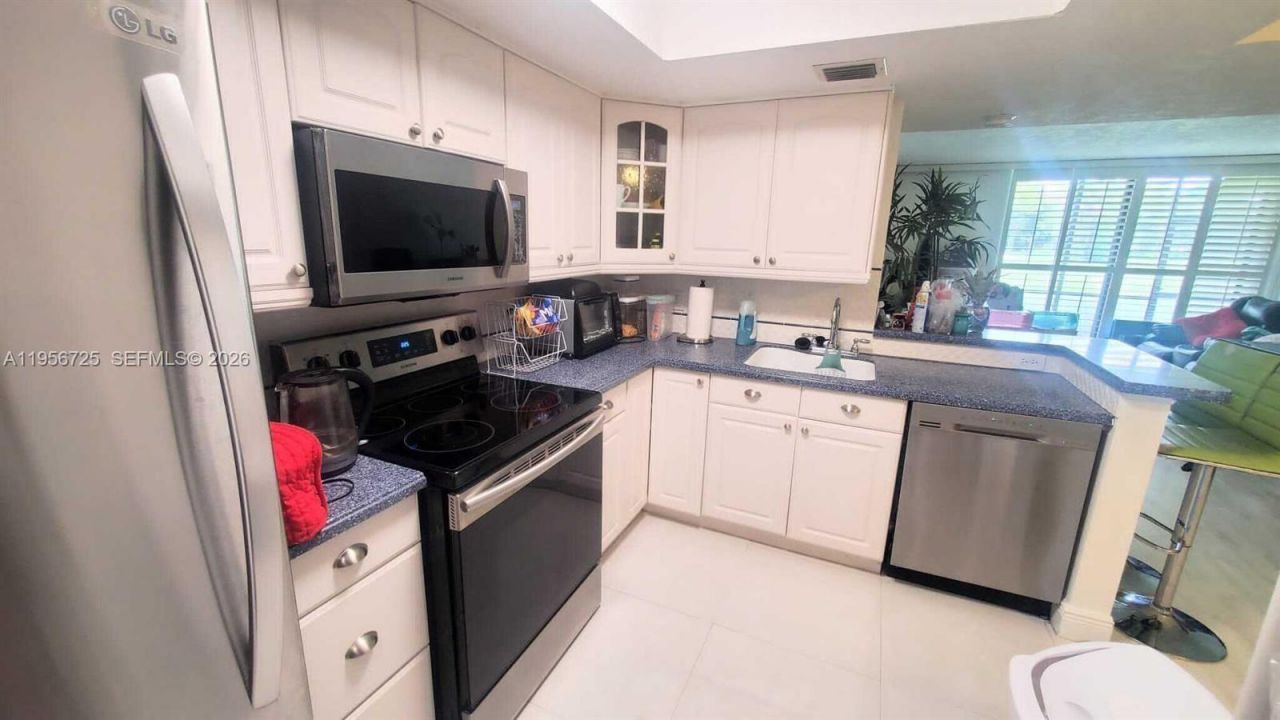 5550 NW 44th St, Unit 106B, Lauderhill, FL 33319 Photo