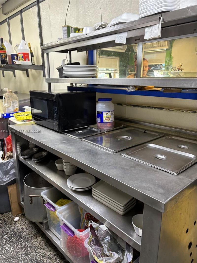 8401 NW South River Dr, Medley, FL 33166 Photo