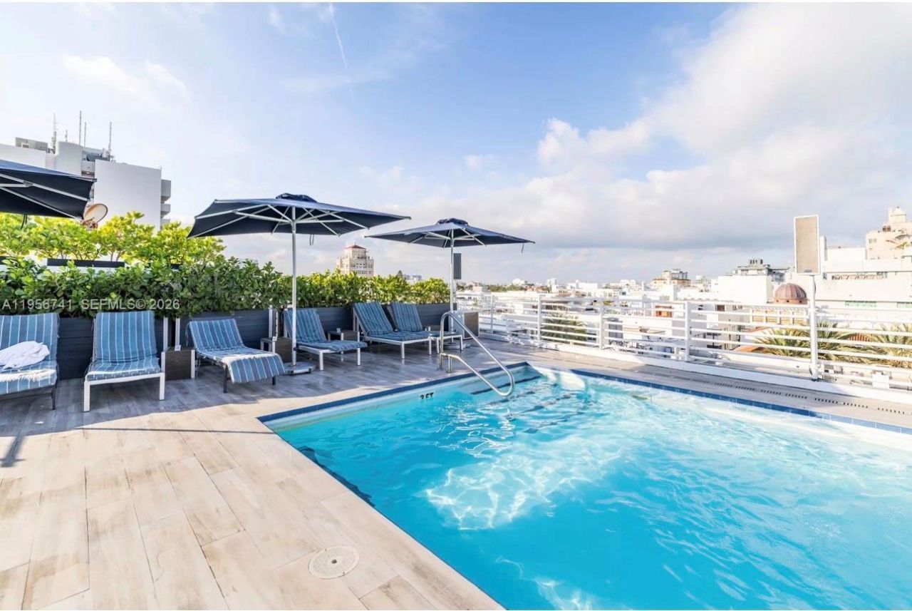 1036 Ocean Dr , Unit B201, Miami Beach, FL 33139 Photo