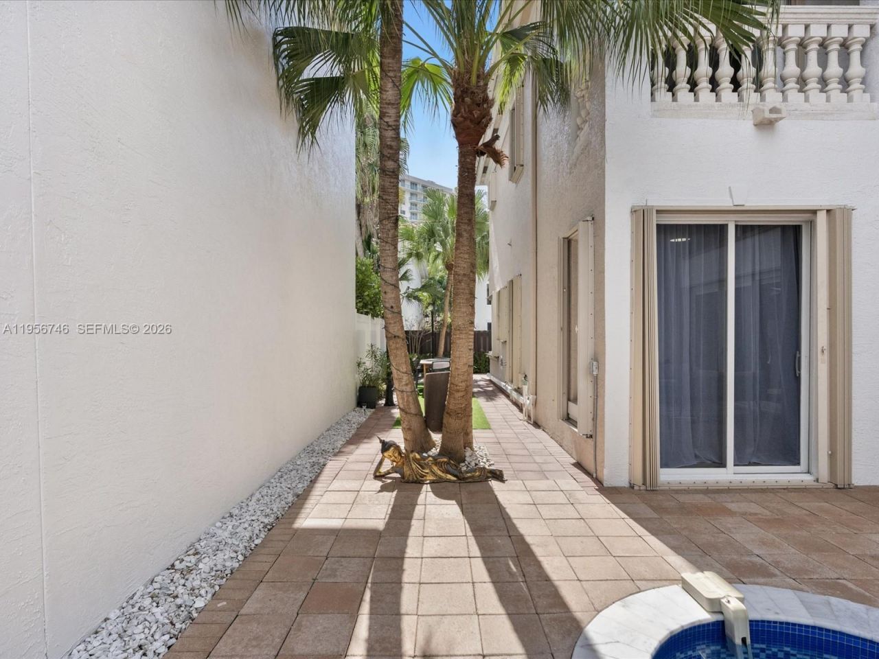 3960 194th Trl , Sunny Isles Beach, FL 33160 Photo