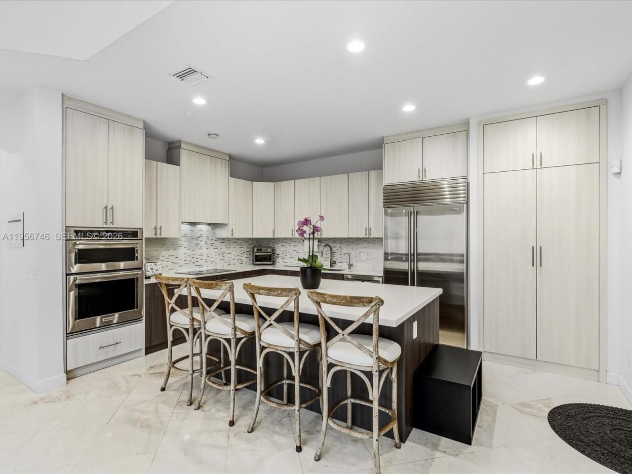 3960 194th Trl , Sunny Isles Beach, FL 33160 Photo