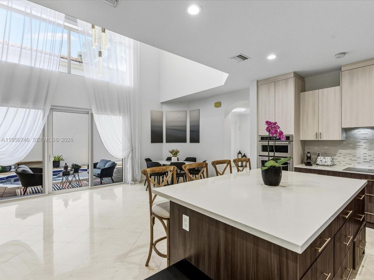 3960 194th Trl , Sunny Isles Beach, FL 33160 Photo