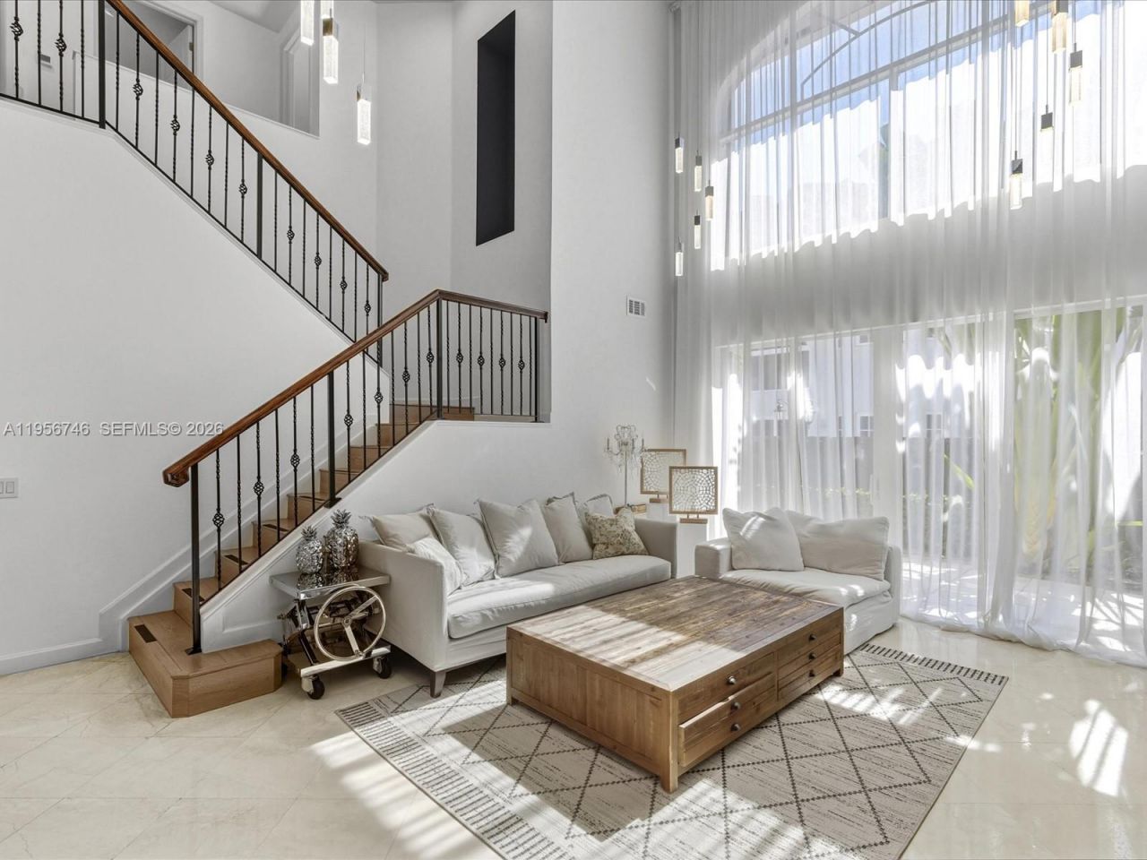 3960 194th Trl , Sunny Isles Beach, FL 33160 Photo