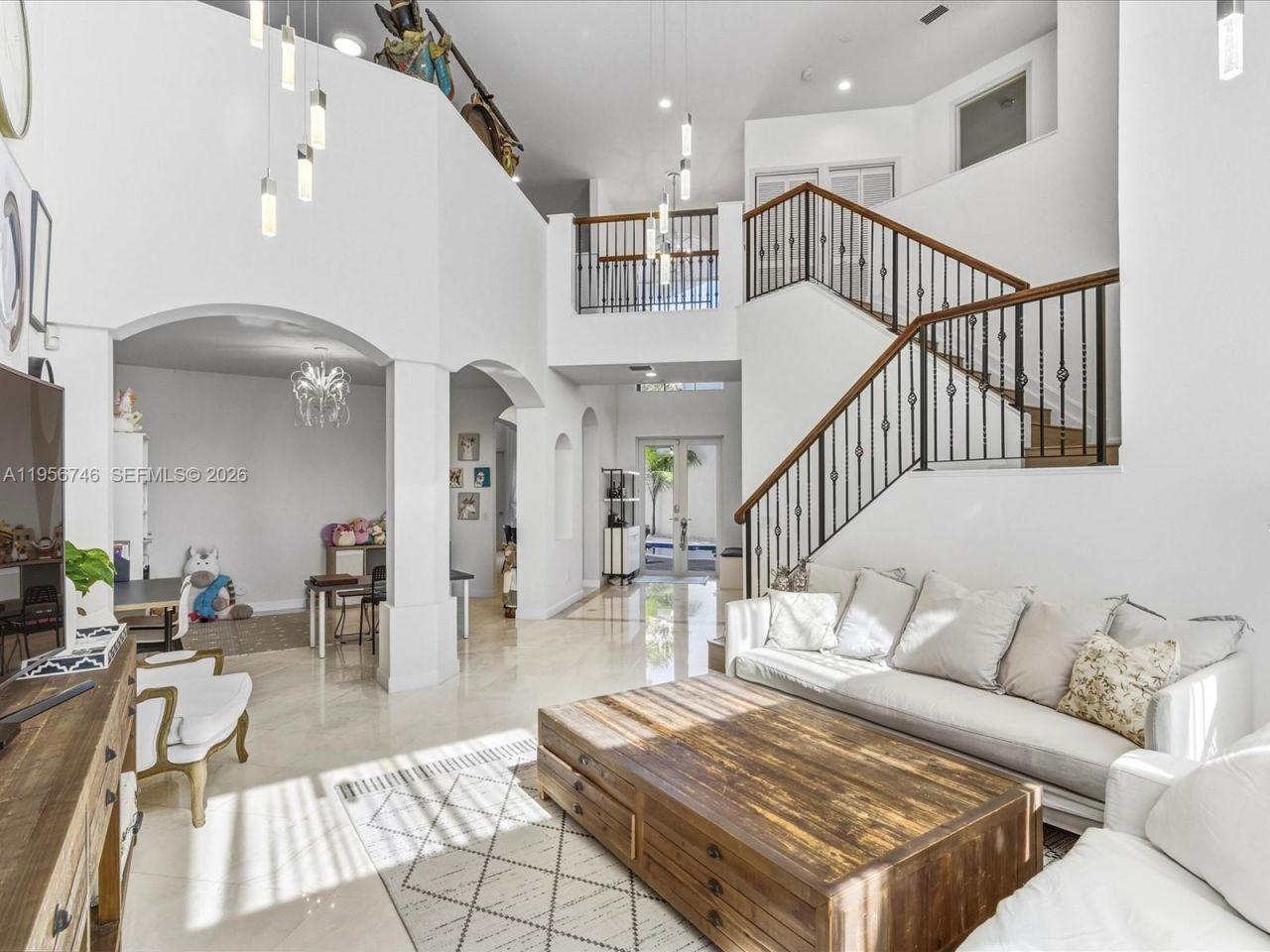 3960 194th Trl , Sunny Isles Beach, FL 33160 Photo