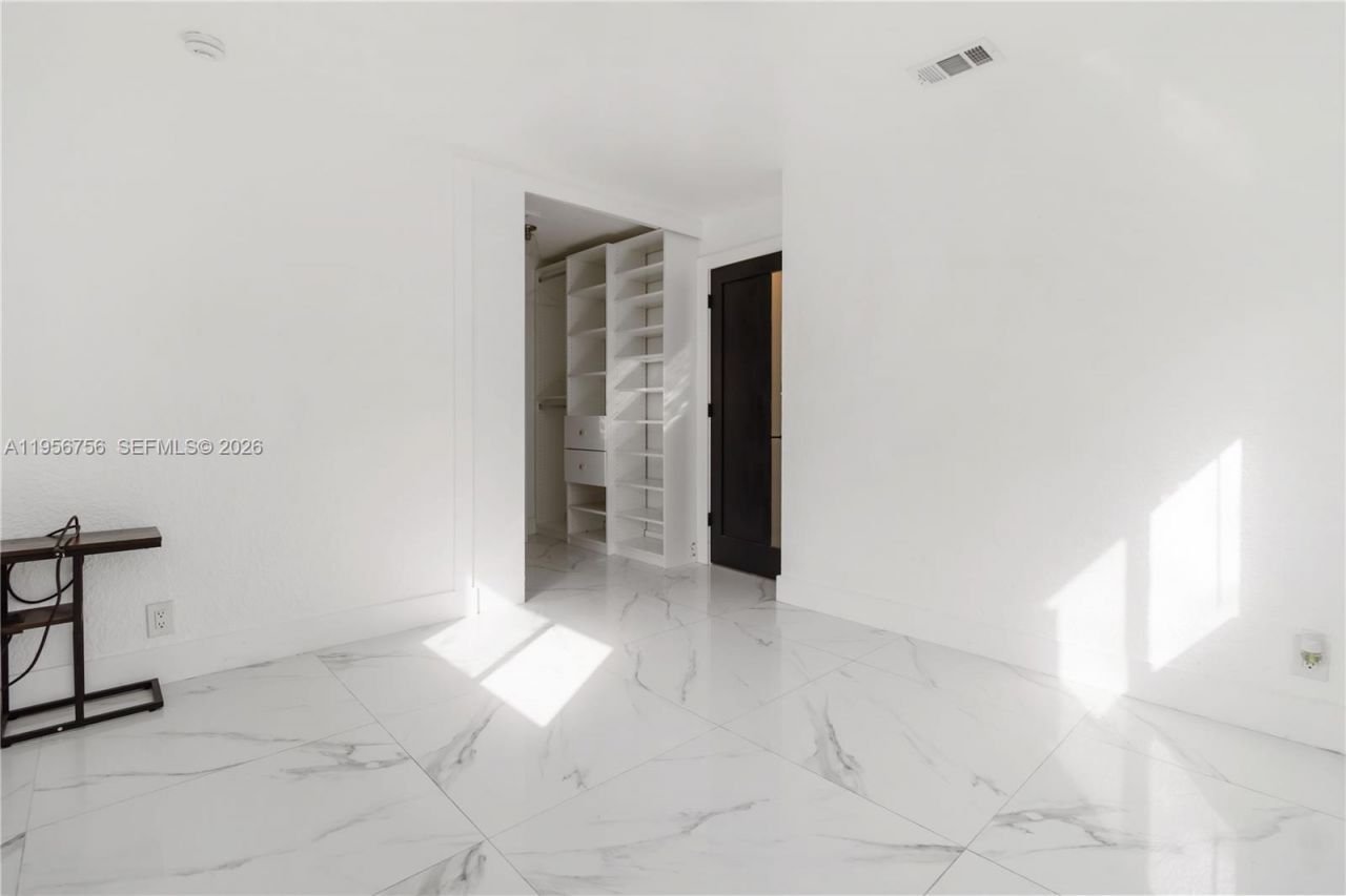 2502 NW 48th St, Tamarac, FL 33309 Photo