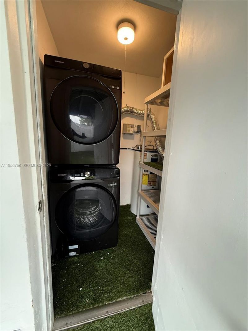 2502 NW 48th St, Tamarac, FL 33309 Photo