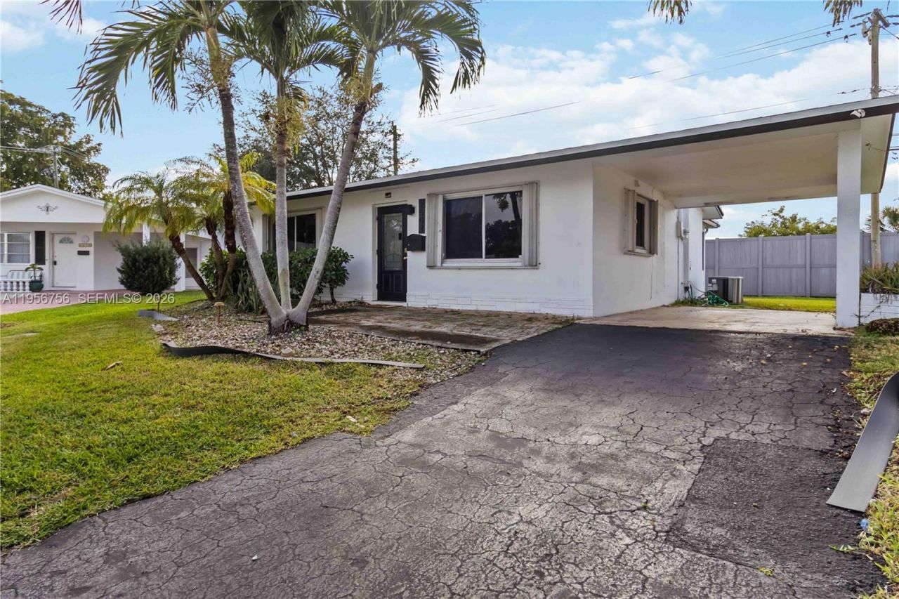 2502 NW 48th St, Tamarac, FL 33309 Photo