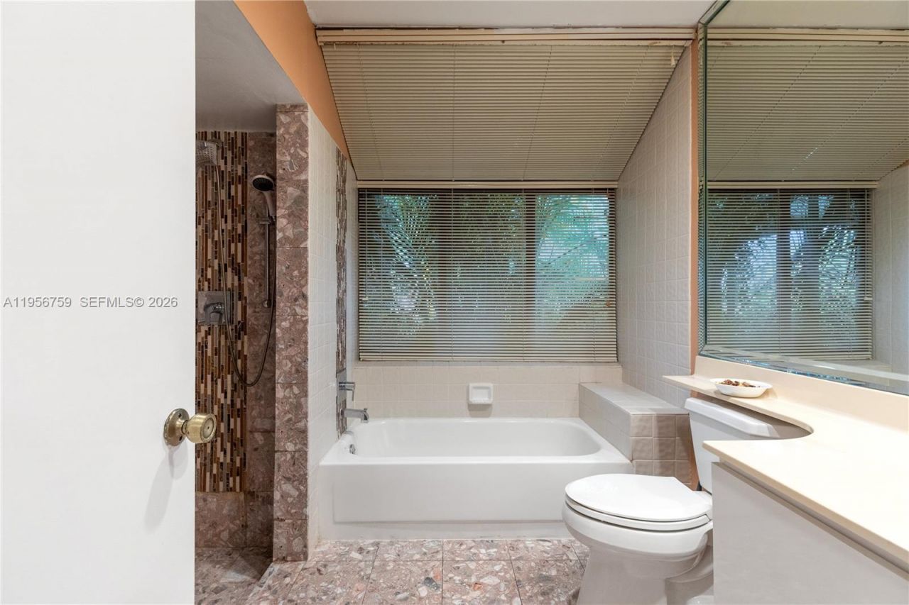 9360 S Chelsea Dr S, Plantation, FL 33324 Photo