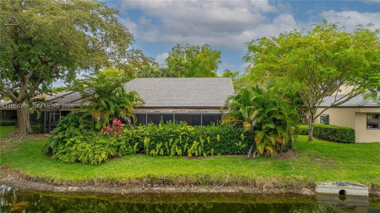 9360 S Chelsea Dr S, Plantation, FL 33324 Photo