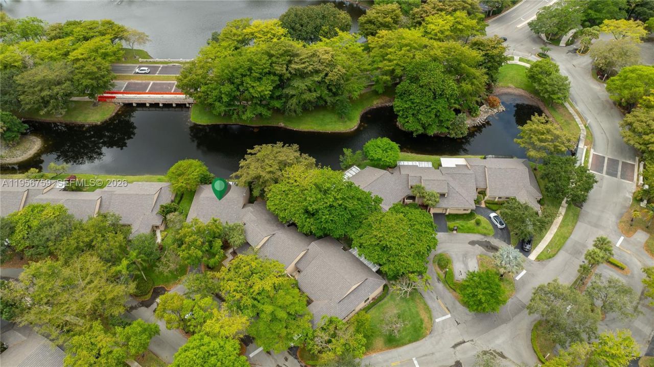 9360 S Chelsea Dr S, Plantation, FL 33324 Photo