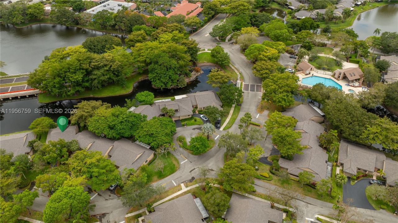 9360 S Chelsea Dr S, Plantation, FL 33324 Photo