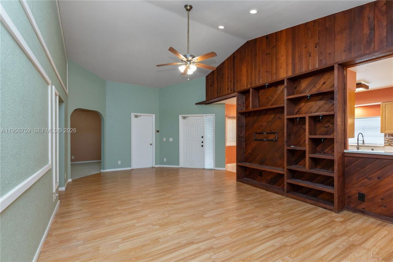 9360 S Chelsea Dr S, Plantation, FL 33324 Photo