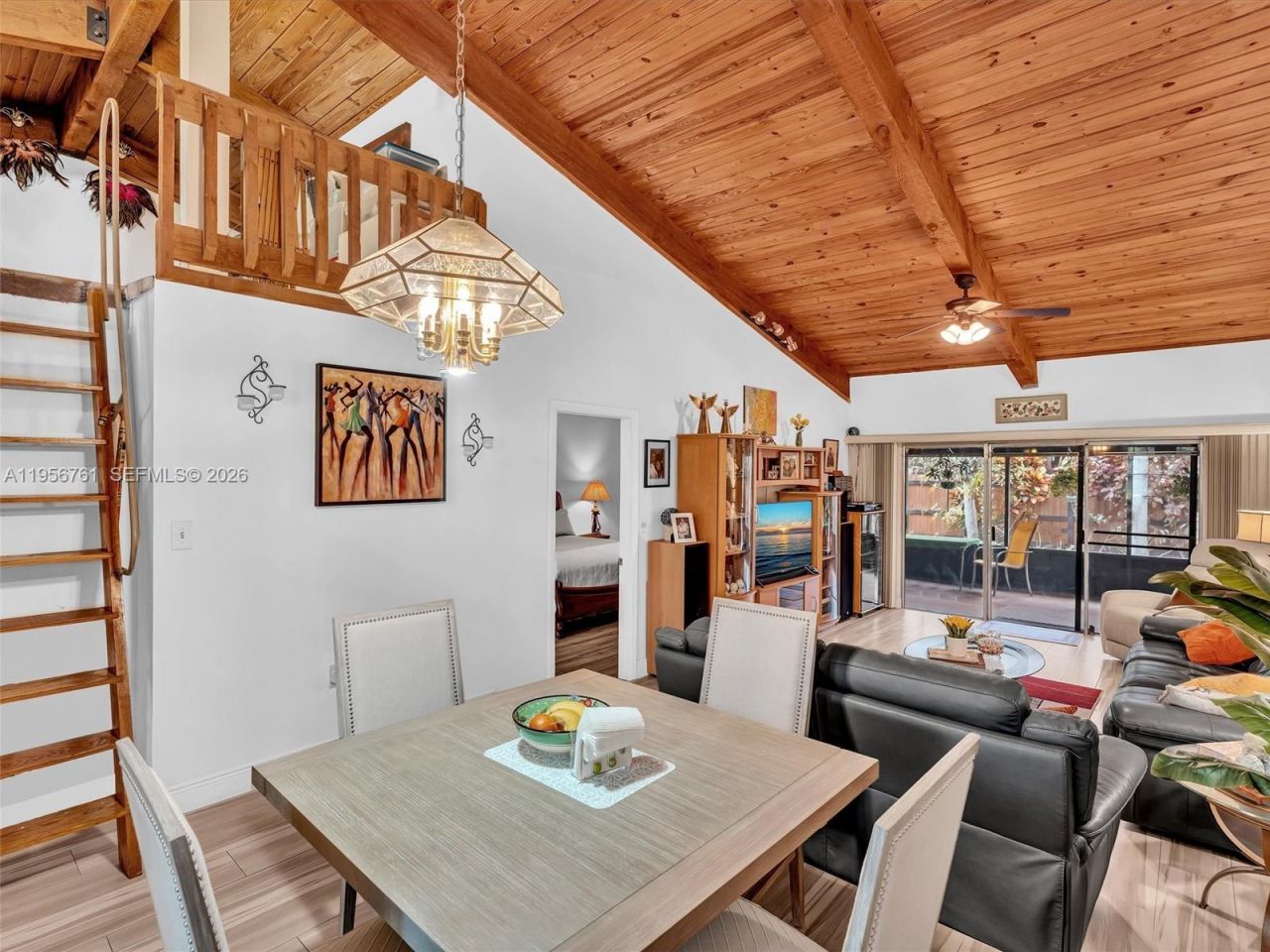 2350 Elm Ct, Pembroke Pines, FL 33026 Photo