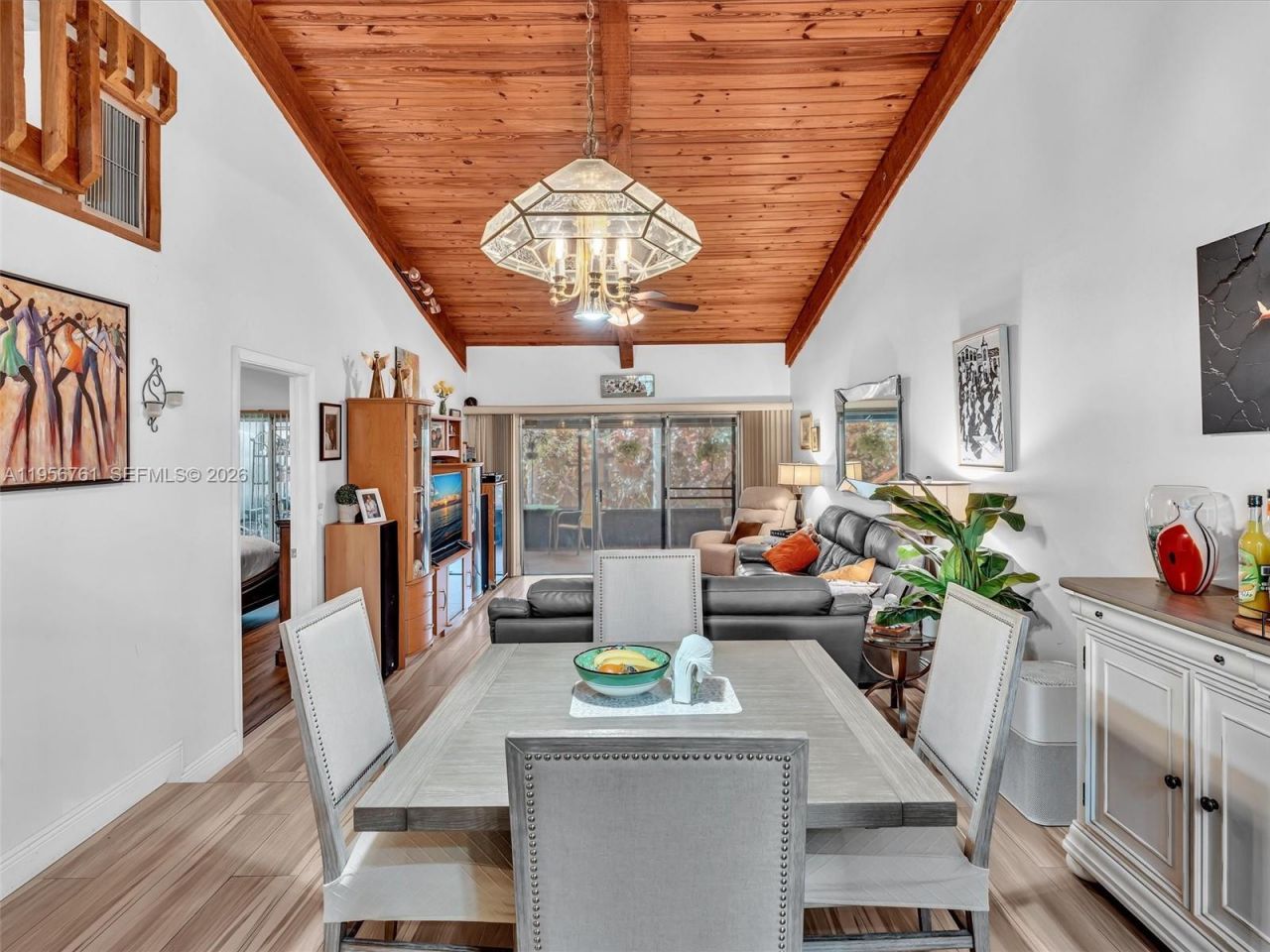 2350 Elm Ct, Pembroke Pines, FL 33026 Photo