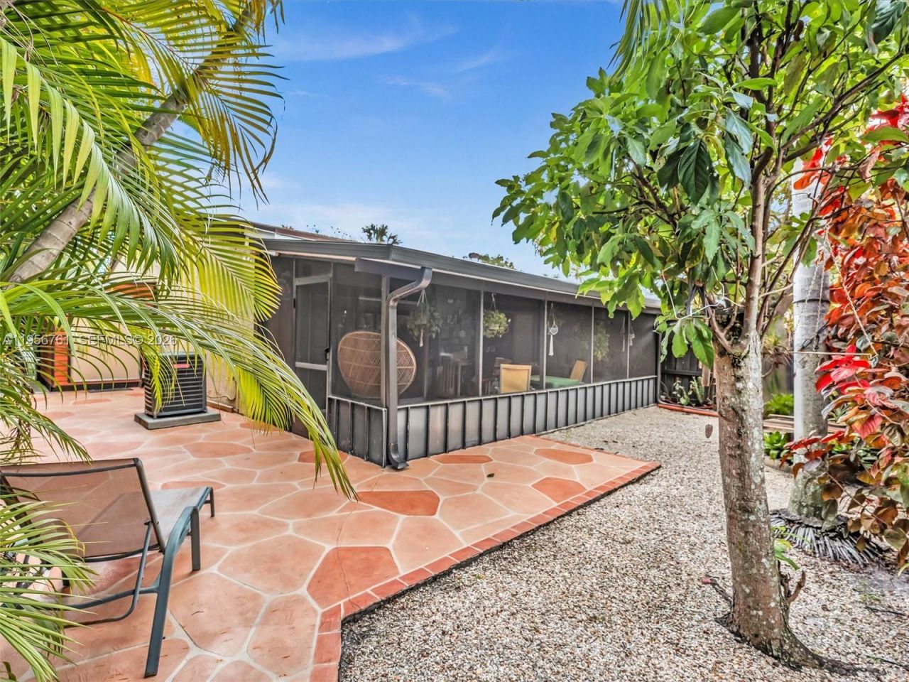 2350 Elm Ct, Pembroke Pines, FL 33026 Photo