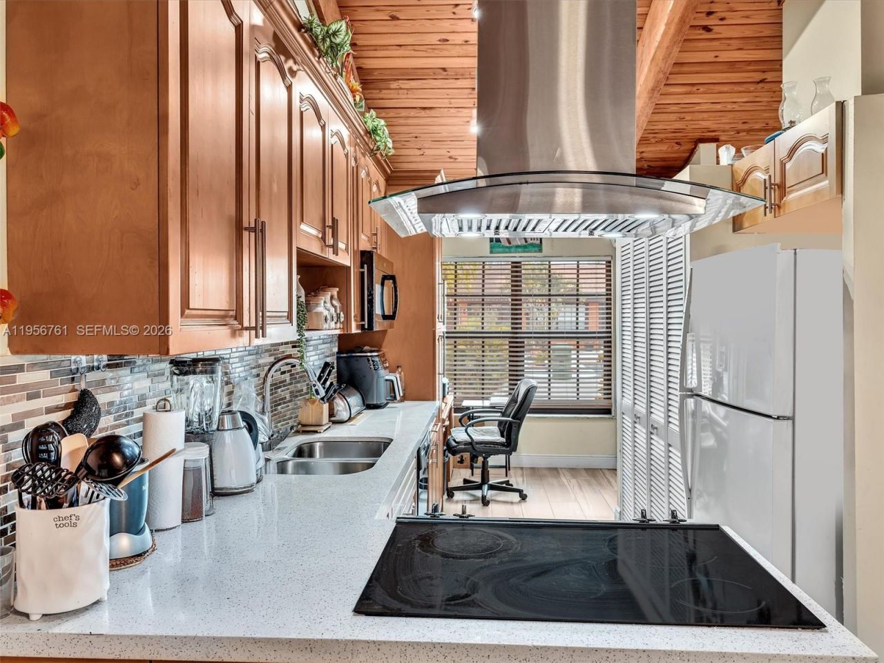 2350 Elm Ct, Pembroke Pines, FL 33026 Photo