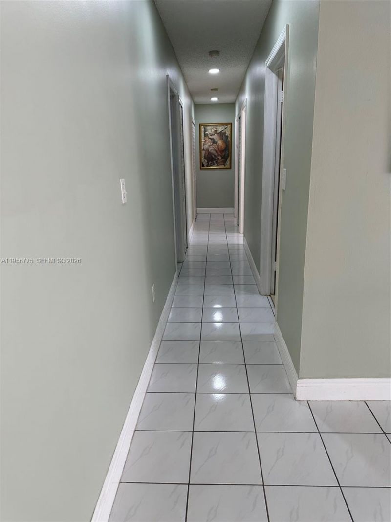 15421 SW 95th Ln, Miami, FL 33196 Photo