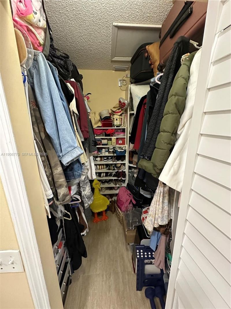 15421 SW 95th Ln, Miami, FL 33196 Photo