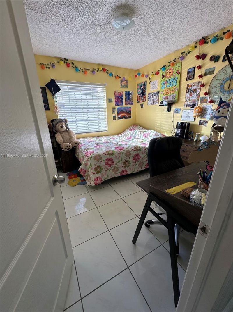 15421 SW 95th Ln, Miami, FL 33196 Photo